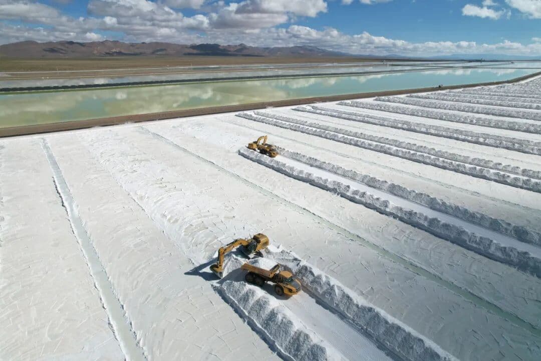 贛鋒鋰業固態電池重大突破:400Wh/kg 循環壽命破 1,100 次,500Wh/kg 級產品已小批量量產 1
