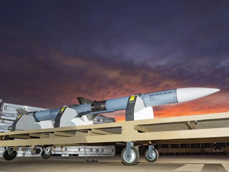 U.S. Approves Sale of 70 AIM-120C-8 AMRAAM Missiles to South Korea 1