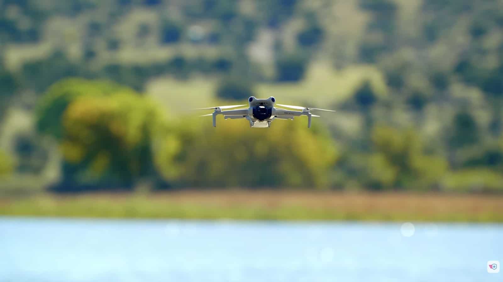 無人機水面飛行完全指南:安全設定、飛行準備與緊急應變技巧 1