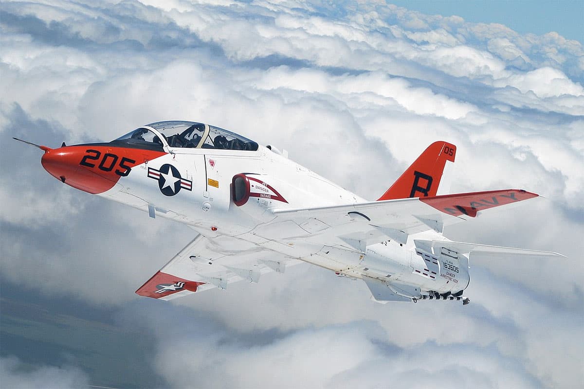 US Navy Jet Trainer Competition Narrows to Two Contenders 1