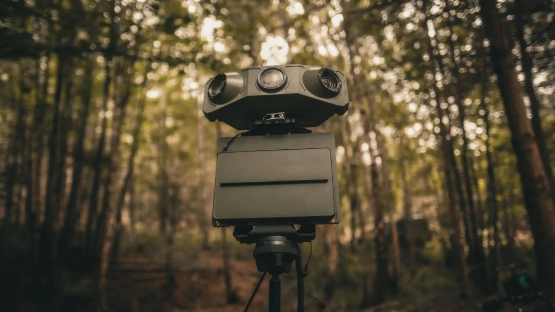 Australia Trials Backpack-Deployable Counter-Drone System That Sets Up in Under Two Minutes 1