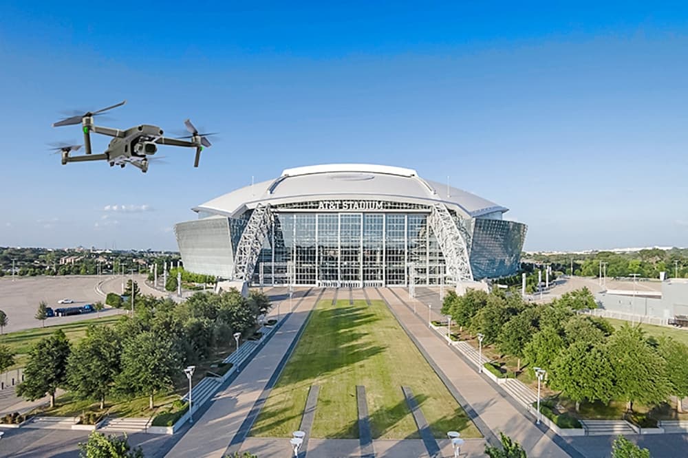 AT&T 與 Ericsson 在 AT&T Stadium 外展示 5G 無人機偵測技術