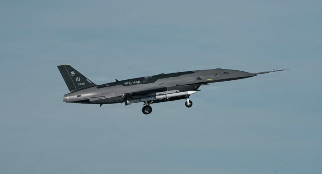 美國空軍首次從CCA僚機無人機發射實彈