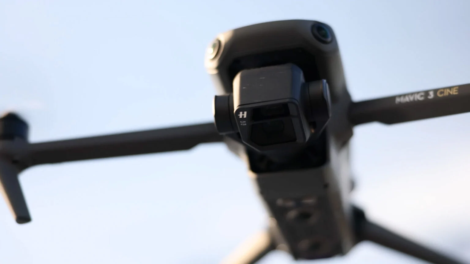 美國奧克蘭市導入 DJI Mavic 3 Enterprise 無人機,以 AI 巡查打擊非法傾倒垃圾 圖片 4