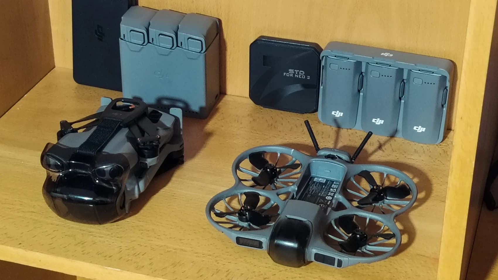 DJI Osmo Pocket 4P 洩漏曝光:雙鏡頭專業版即將登場,支援真光學變焦 1