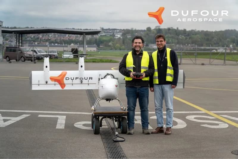Dufour Aerospace 擴大試飛員團隊,兩名飛行員取得 Aero-30 認證資格