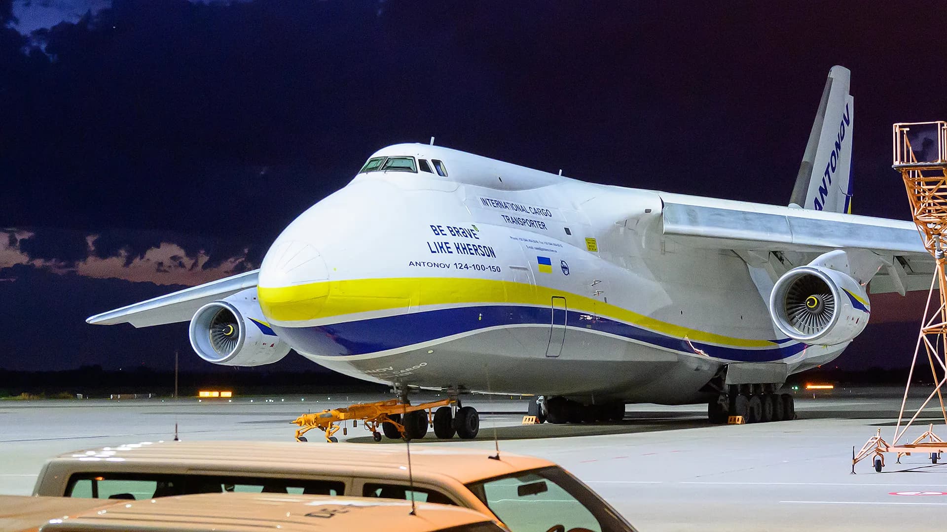 德國機場驚見爆炸無人機 烏克蘭An-124面臨近距攻擊威脅 1