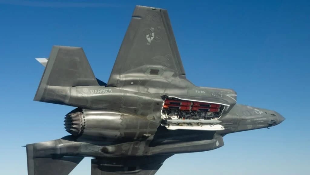 F-35B完成英國SPEAR迷你巡弋飛彈飛行測試 1