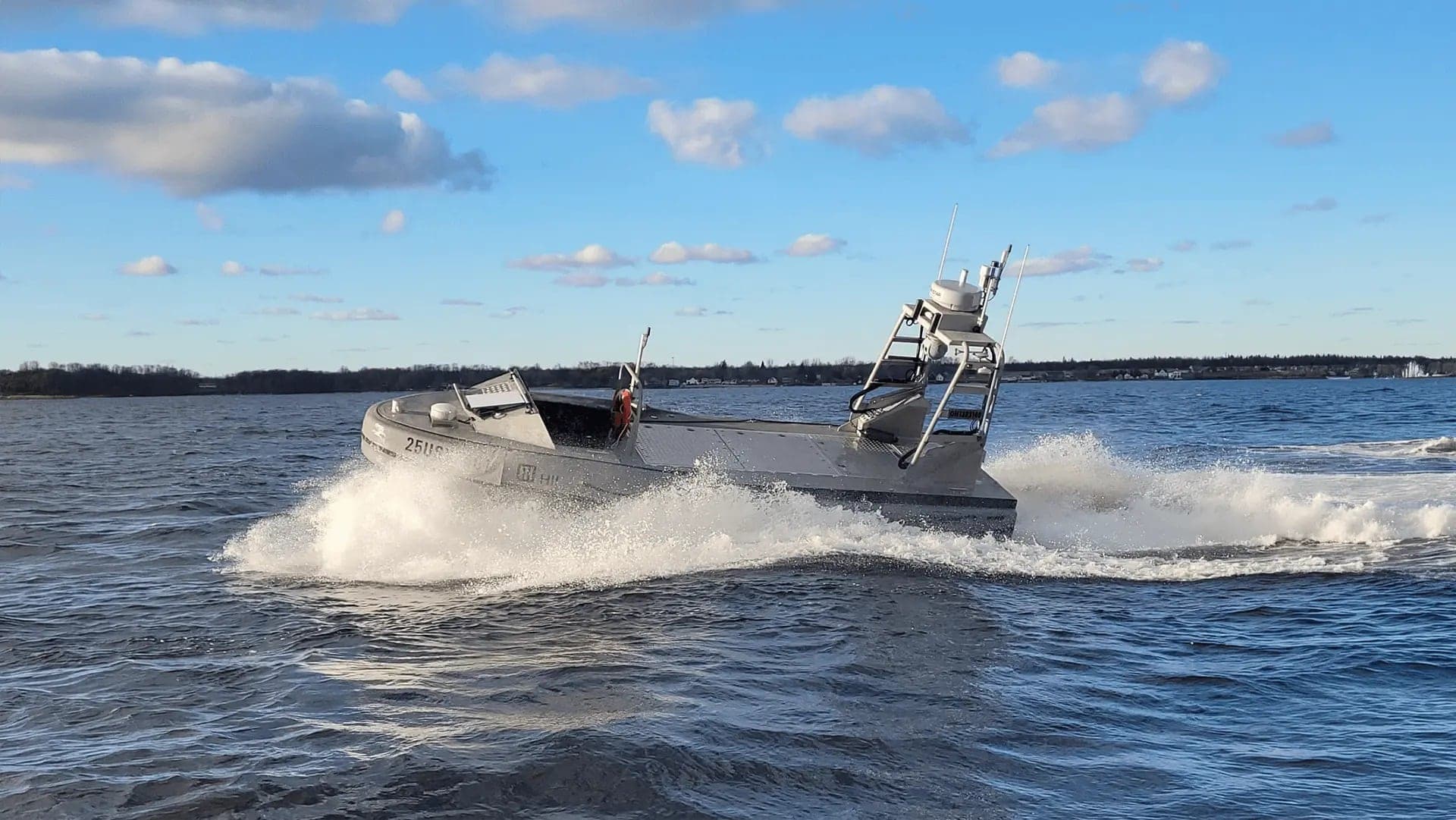 HII 與 MetalCraft Marine 交付 ROMULUS-25 無人水面艇原型予美國海軍陸戰隊 1