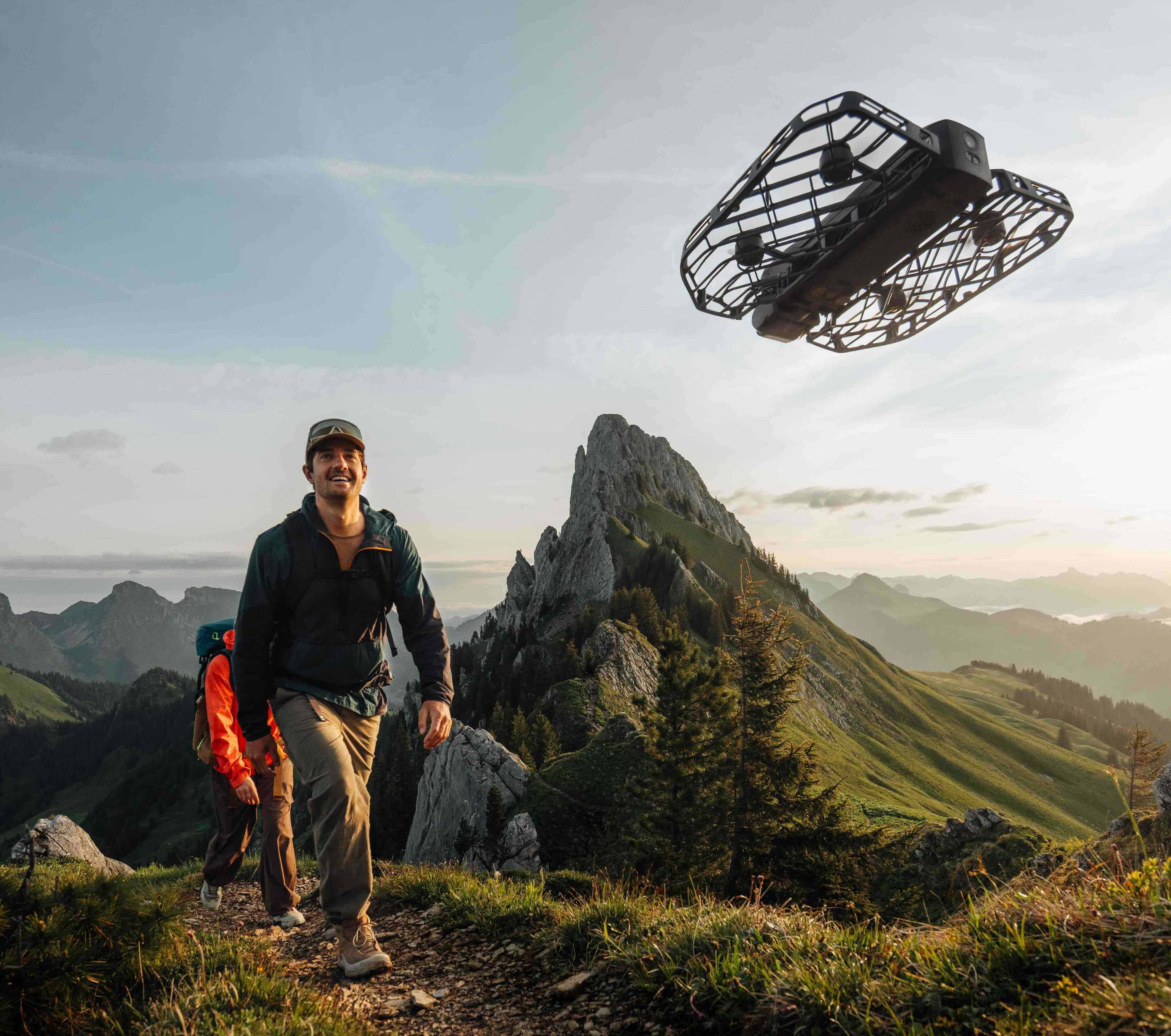 自主飛行相機崛起:HOVERAir 進軍歐洲設慕尼黑總部,推全球首款防水自飛相機 AQUA 1