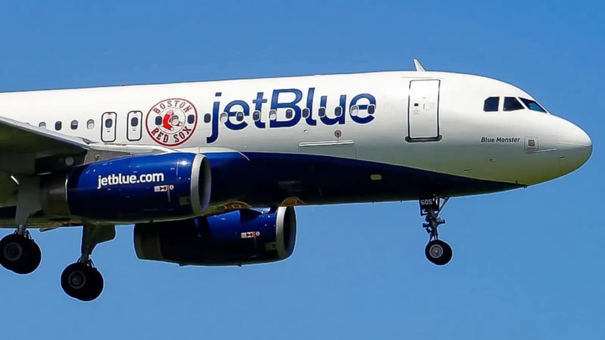 JetBlue Airliner Reportedly Struck by Drone on Approach to New York JFK; FAA Launches Investigation