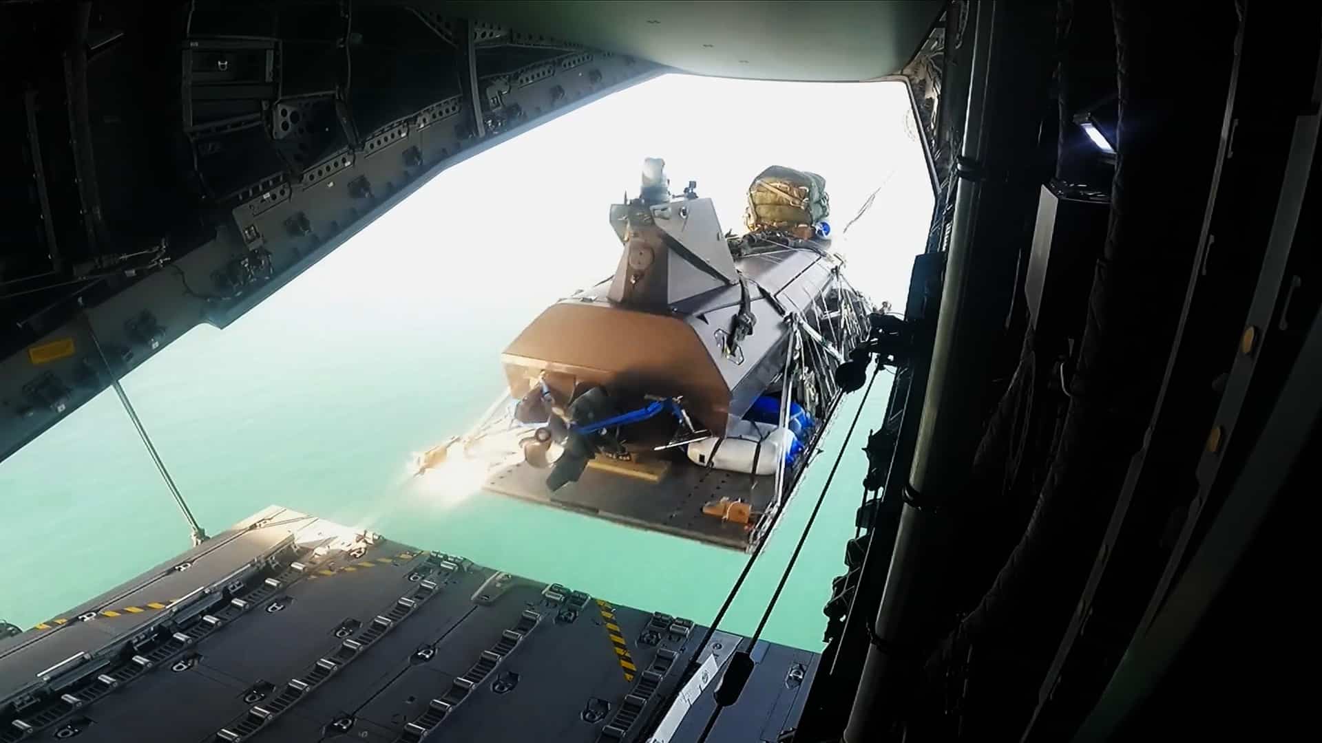 世界首次!Kraken 與 Capewell 完成無人水面載具空投任務 1