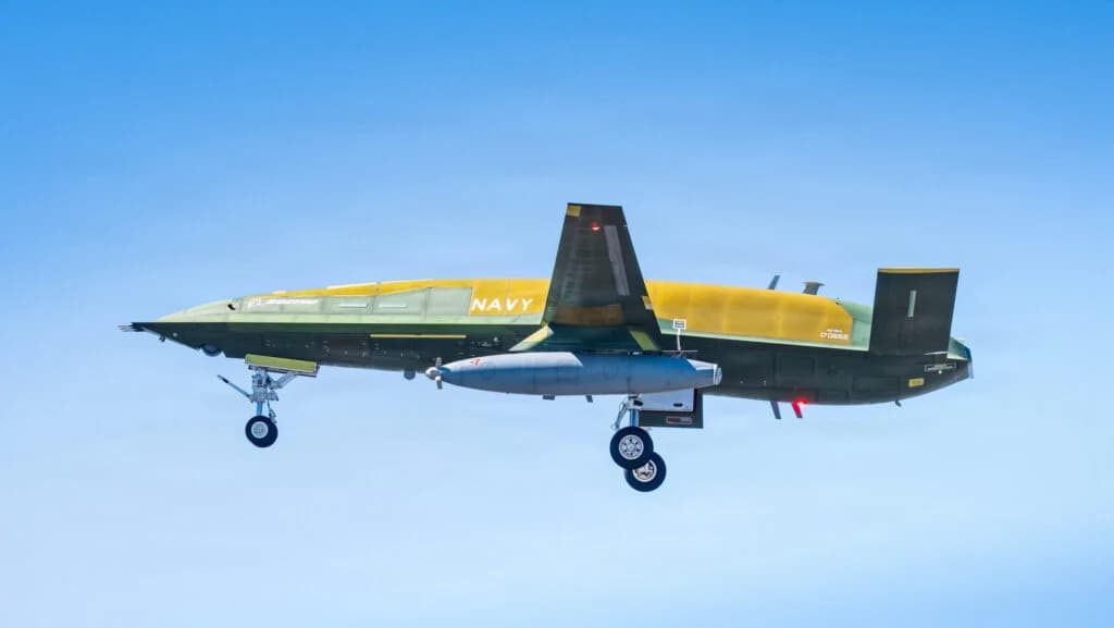 美國海軍 MQ-25 黃貂魚無人機獲准進入小批量初始生產階段 1
