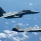 MQ-28A Ghost Bat首度亮相「英勇盾牌」演習,與F-15EX協同飛行並完成FARP加油補給 1
