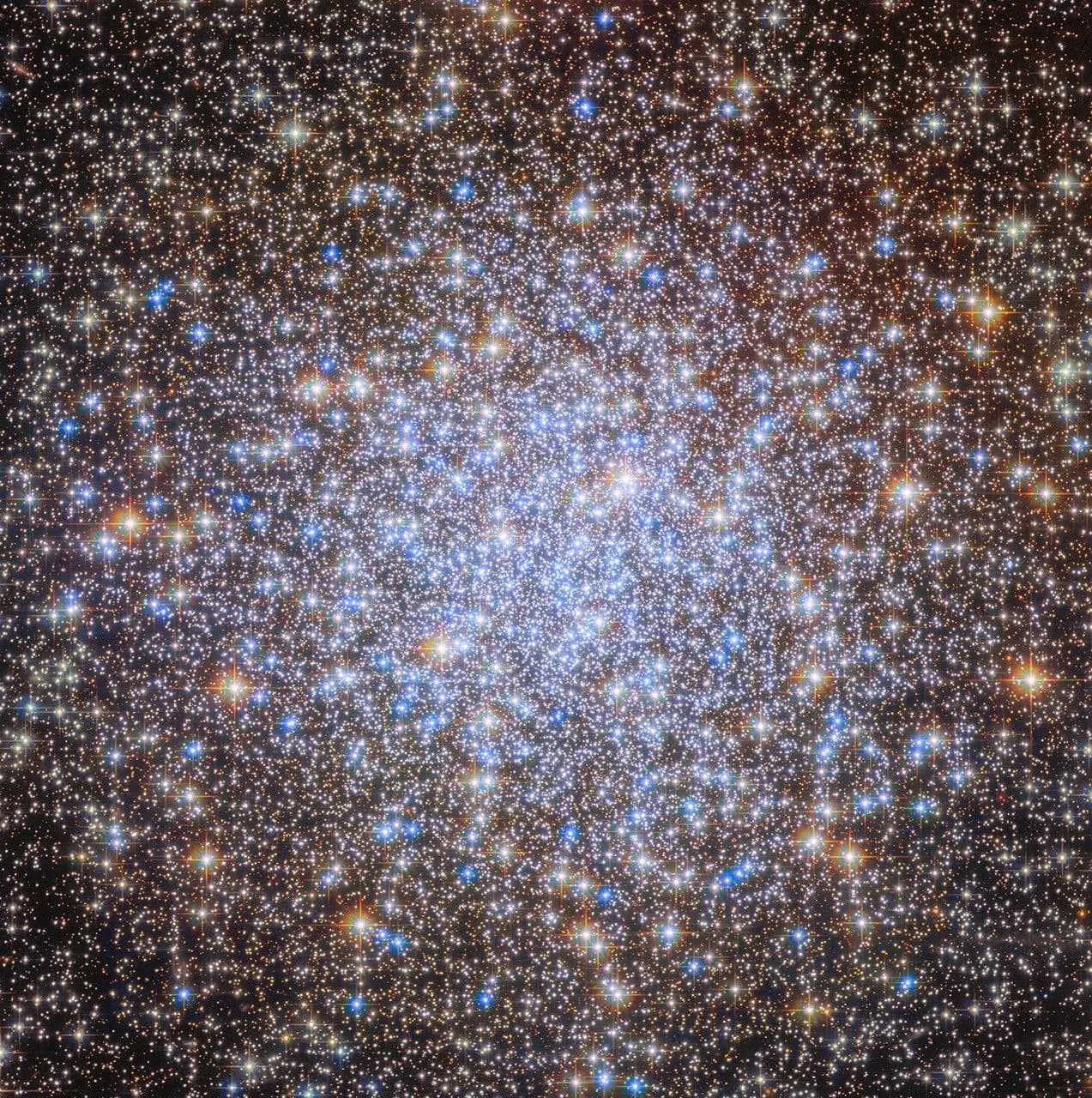 Hubble Captures NGC 6723 'Chandelier Cluster' in Stunning New Image
