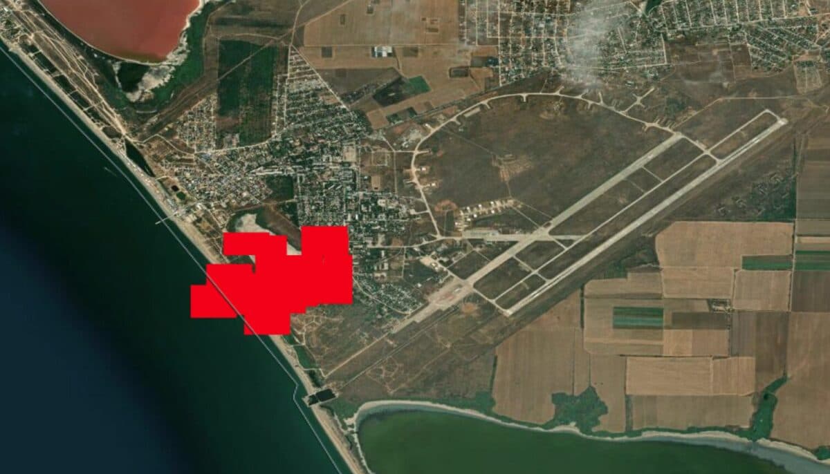 Ukraine's SBU Drones Strike Su-30 Hangars at Russia's Saki Air Base in Crimea 1