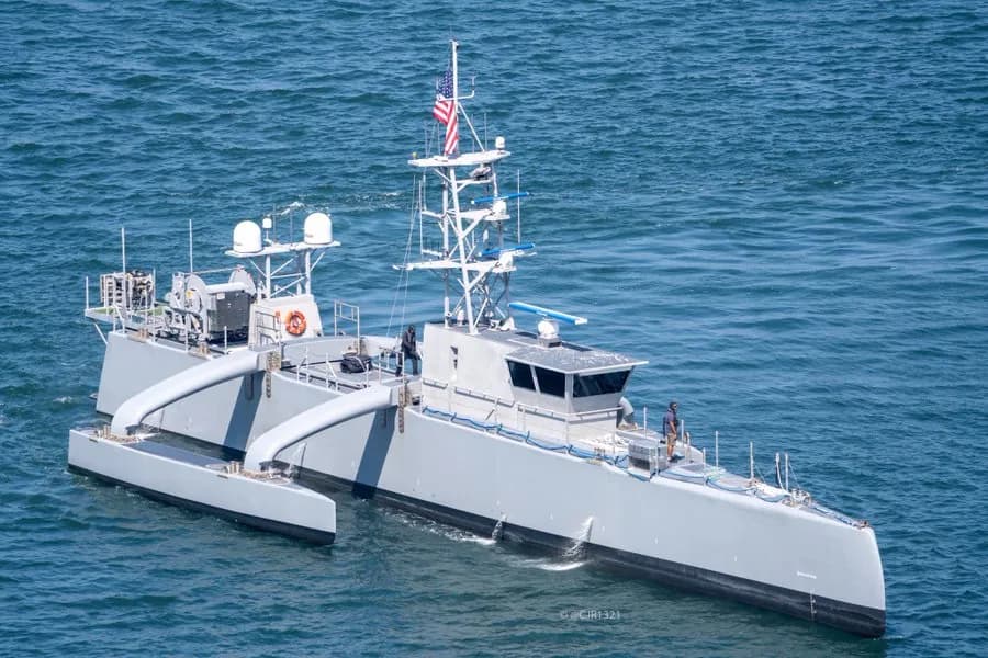 美國海軍歷史性首次!羅斯福號航空母艦將部署 Seahawk 無人水面艦艇擴大作戰半徑 1