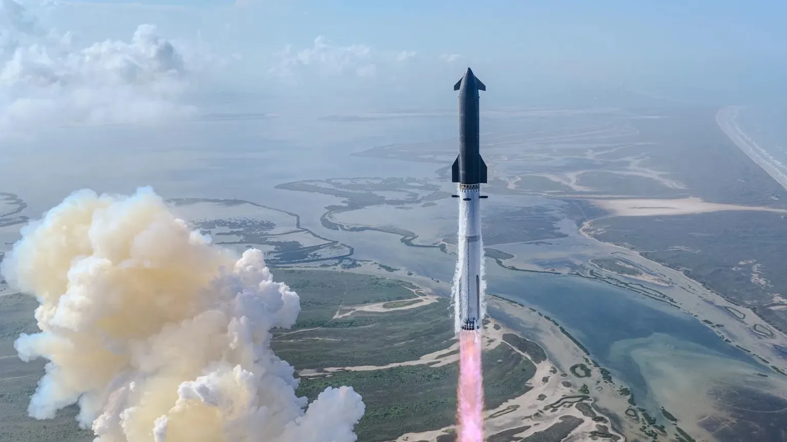 SpaceX Launches IPO Targeting $1.77 Trillion Valuation, Reshaping the Global Aerospace Landscape 1