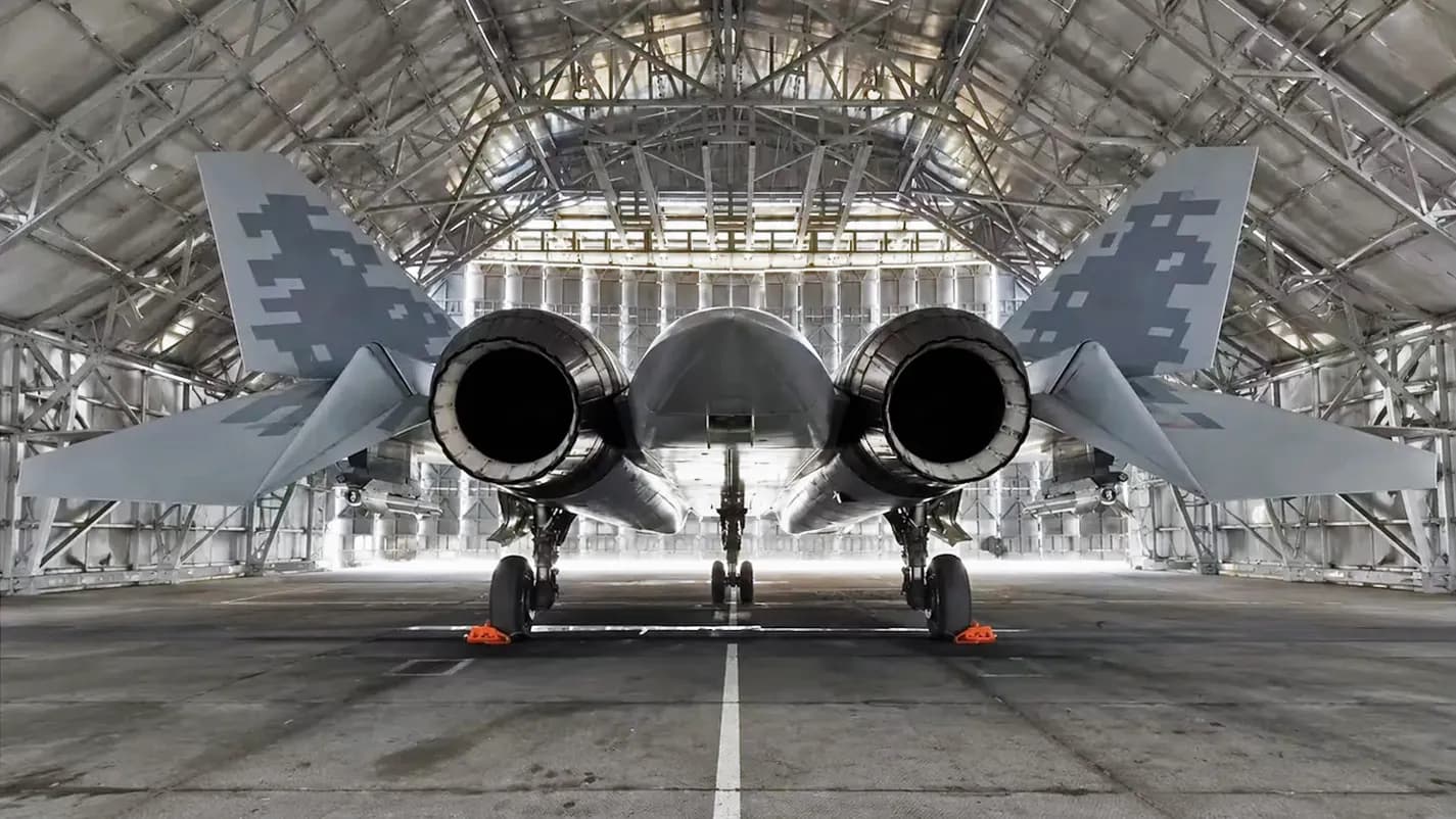Russia's Su-57 Felon Spotted with Unusual Weapons Load, Possibly Configured for Anti-Drone and Cruise Missile Defense 1