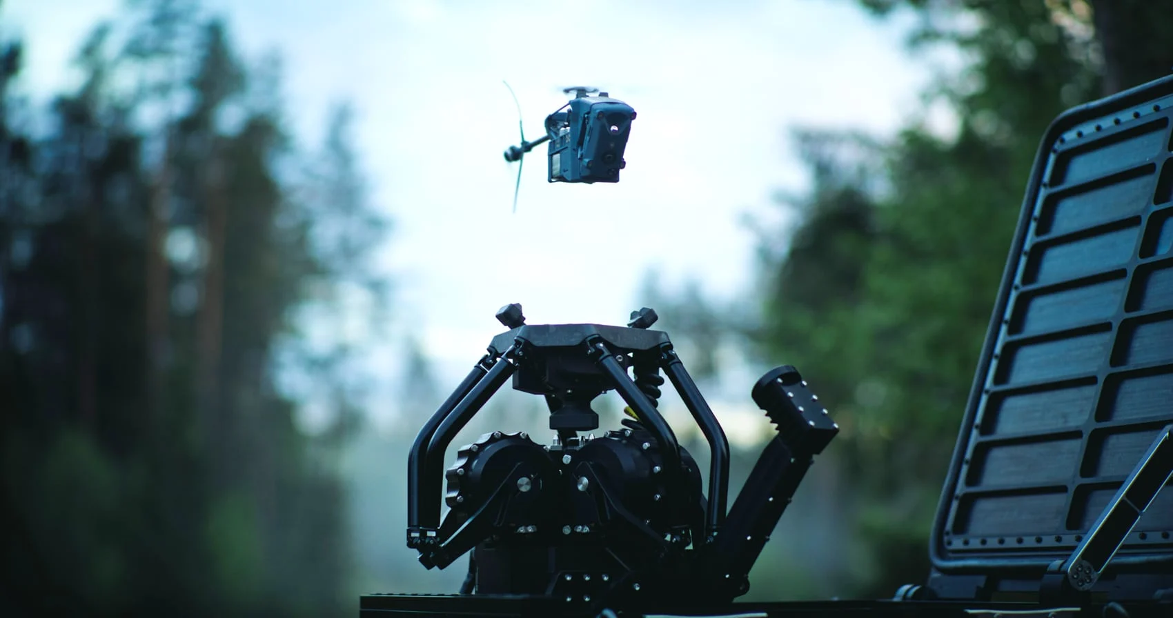 Teledyne FLIR Unveils Black Recon: A Vehicle-Mounted Autonomous Micro-Drone System Requiring No Dismount 1