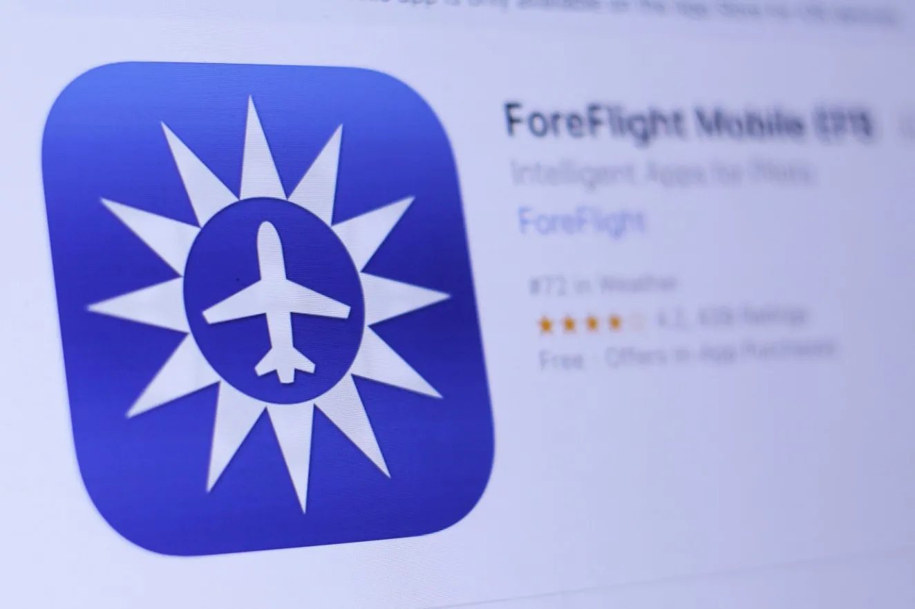 uAvionix 與 Jeppesen 推出 SkyPlay,將 ForeFlight 整合進駕駛艙儀表板