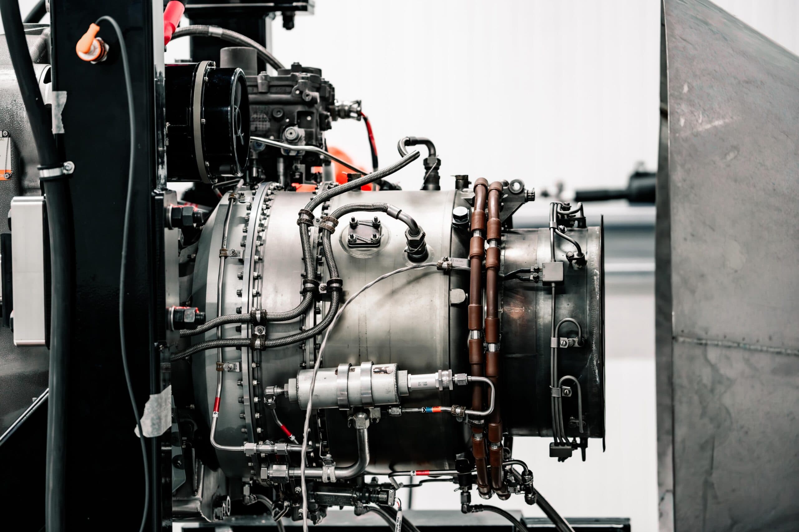 Vertical Aerospace 達成兩大里程碑:油電混合動力系統啟動測試、自製電池投入產線 1