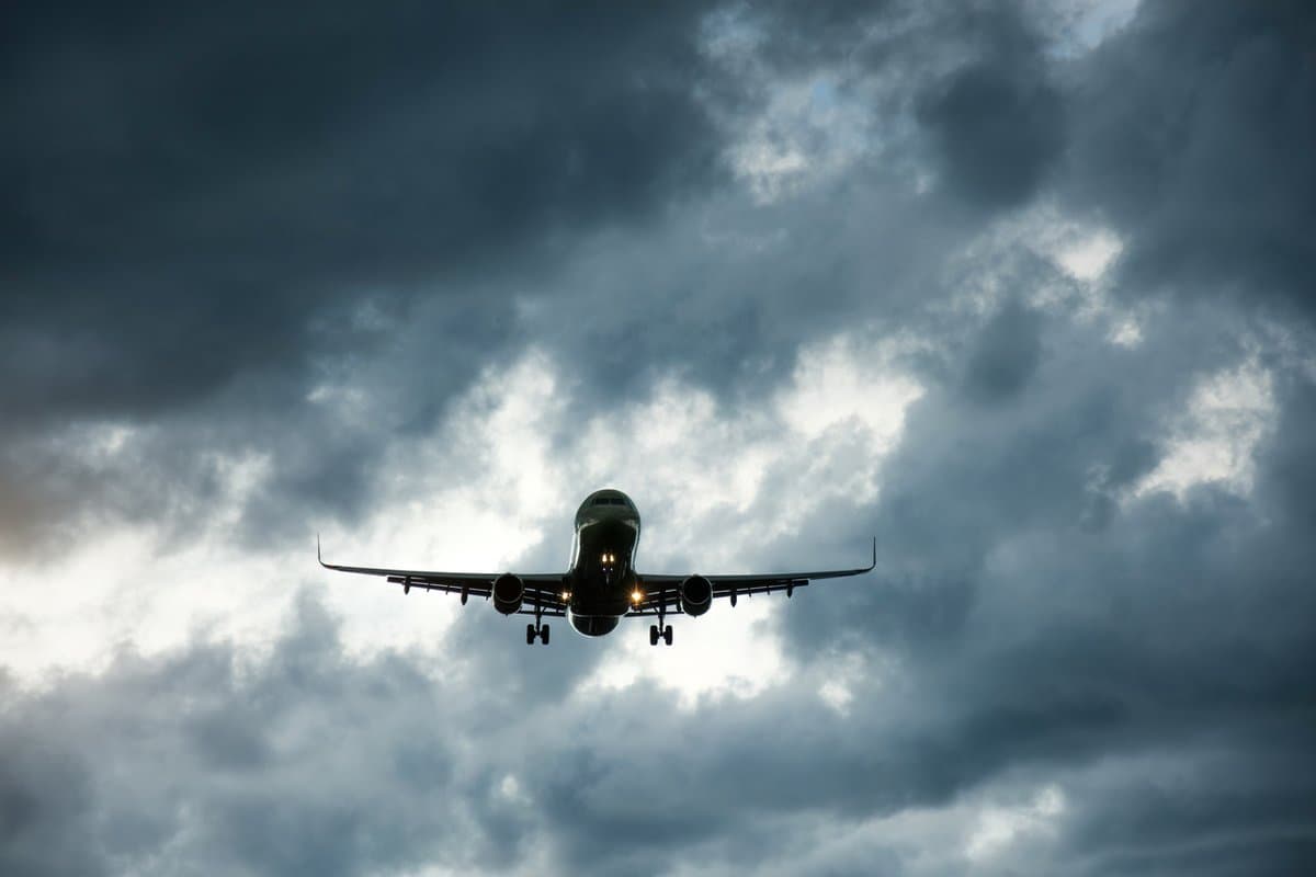 美國航空交通快報:低雲與雷暴影響波士頓、西雅圖及南佛羅里達多座機場航班 1